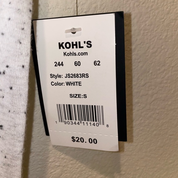 NWT, Awake boyfriend T with pockets. - Picture 6 of 9